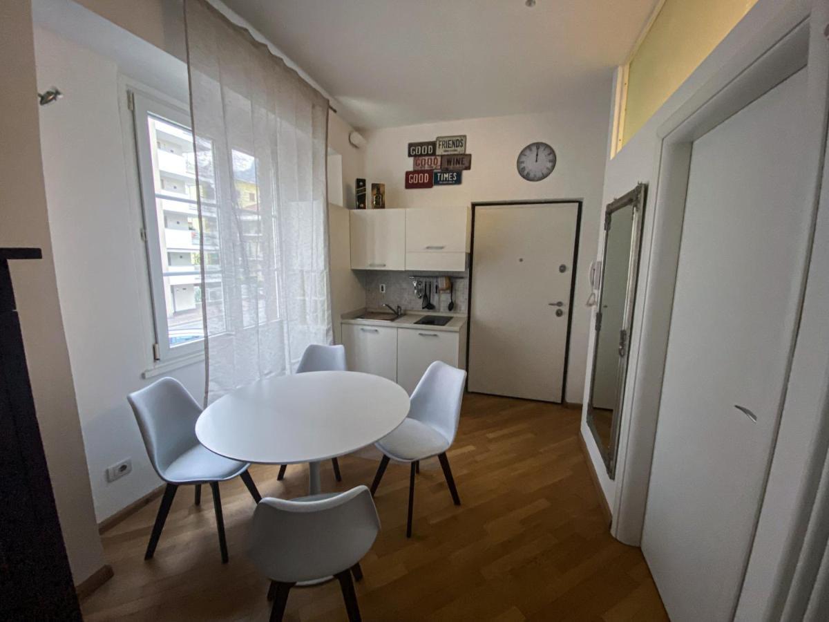 Living Vittoria: Vicino Al Centro Di Bolzano Apartment Exterior photo