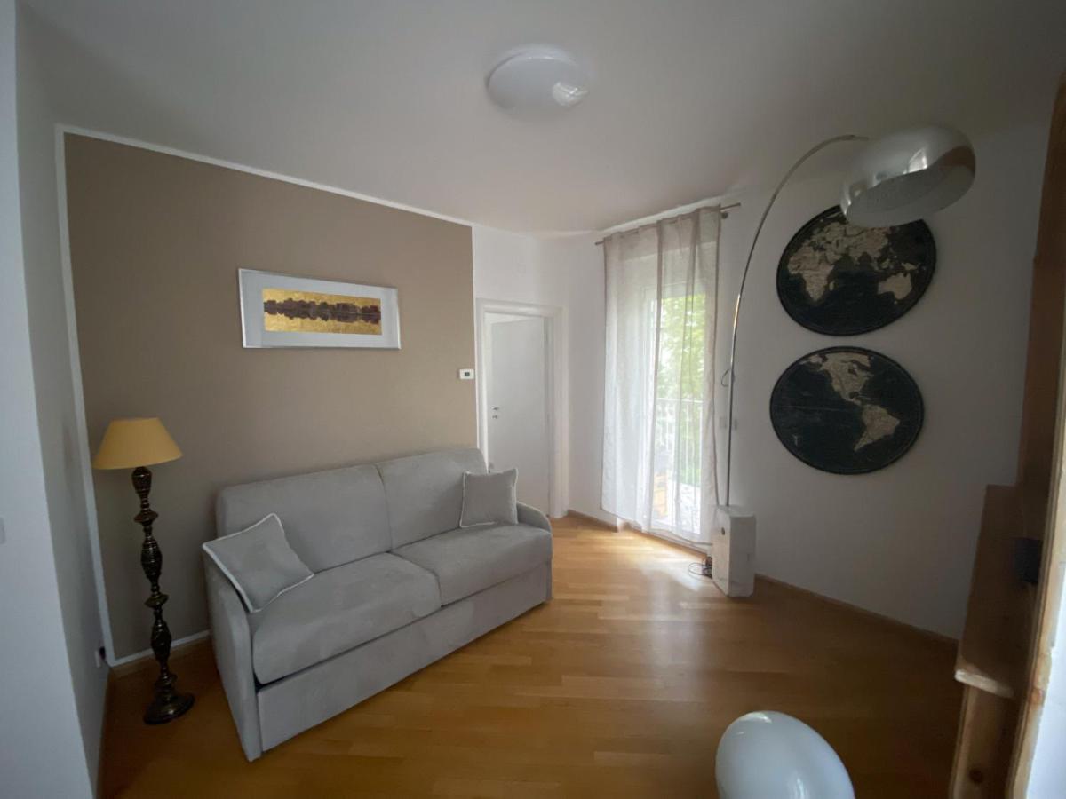 Living Vittoria: Vicino Al Centro Di Bolzano Apartment Exterior photo